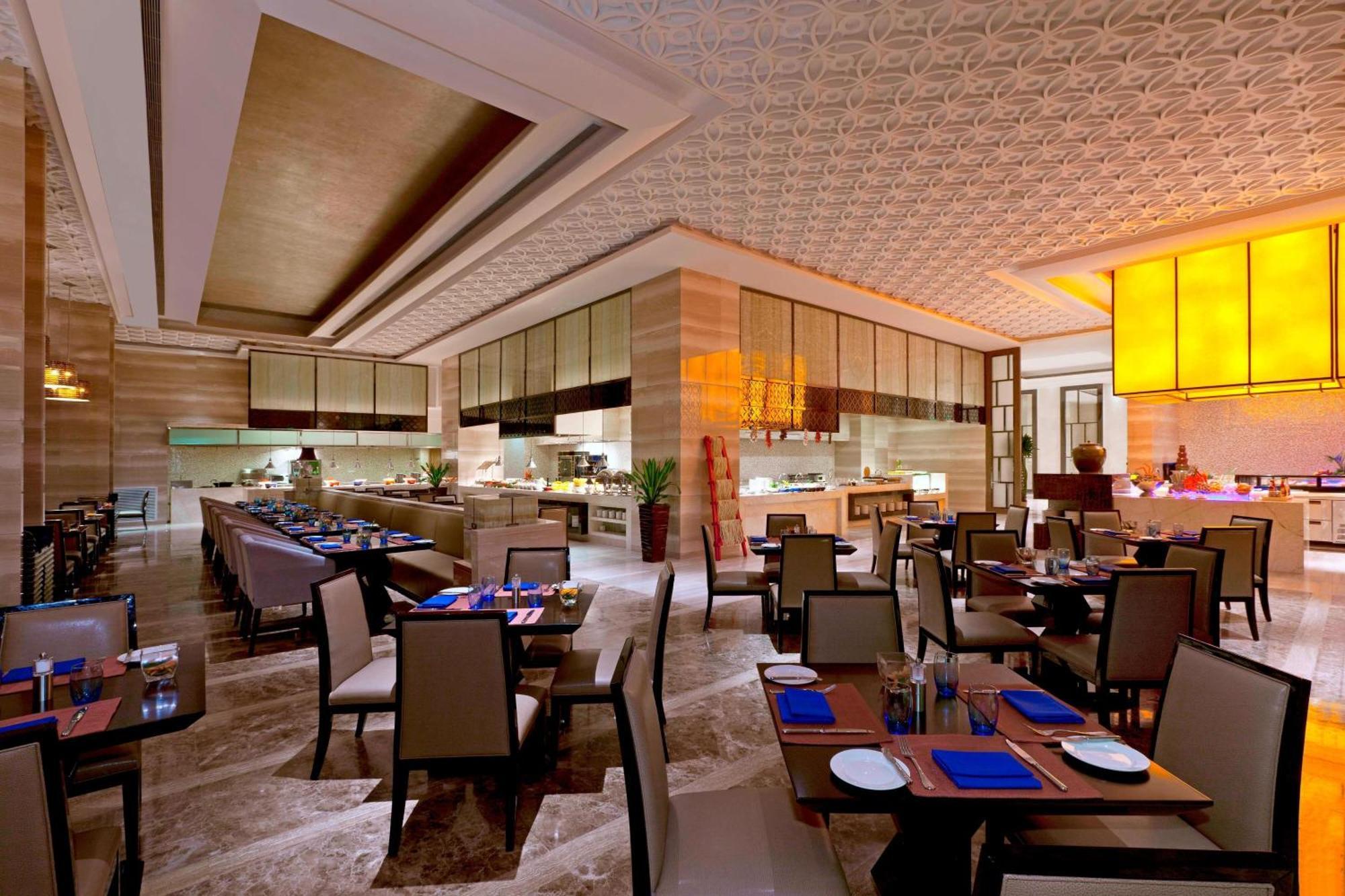Sheraton Daqing Hotel Exterior photo