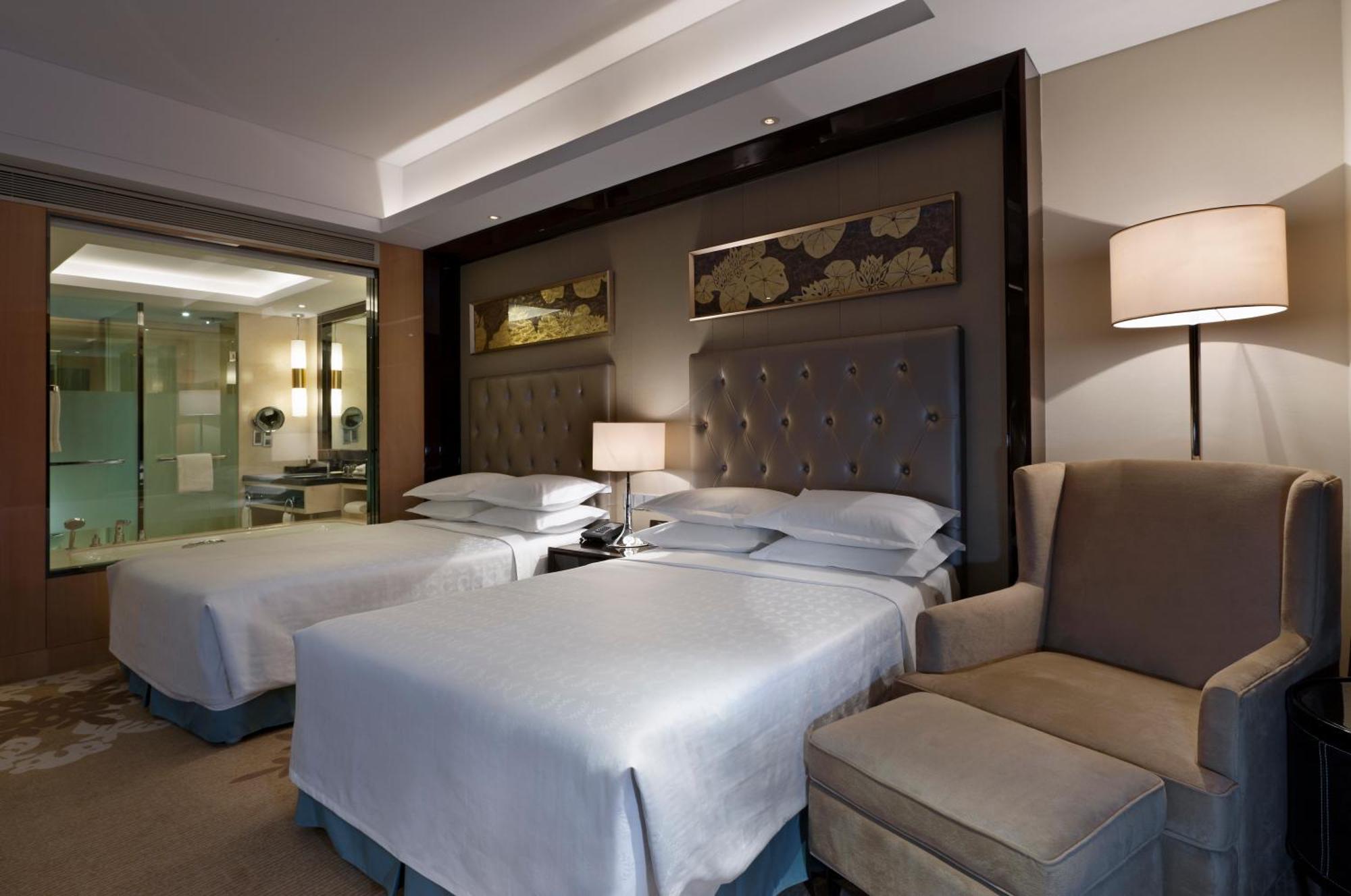 Sheraton Daqing Hotel Exterior photo